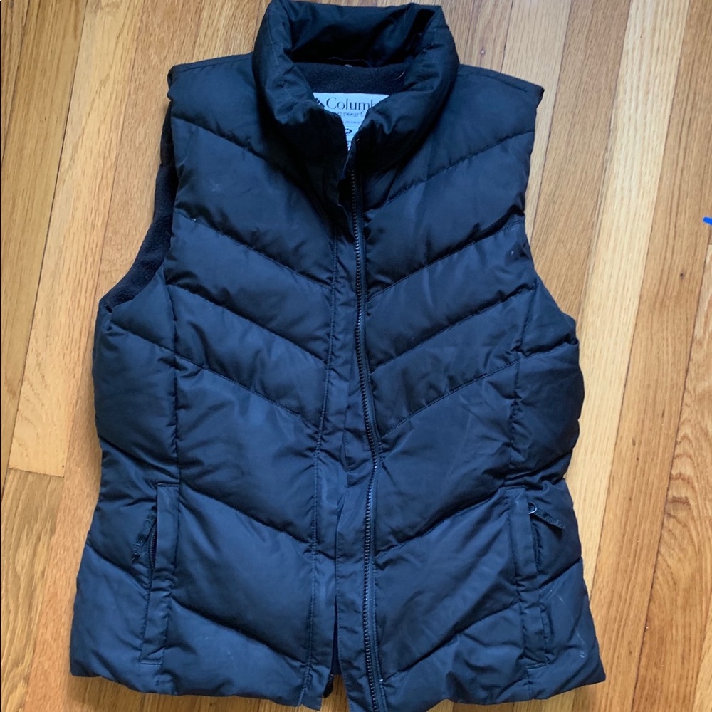 Columbia black M Puffy Down Vest